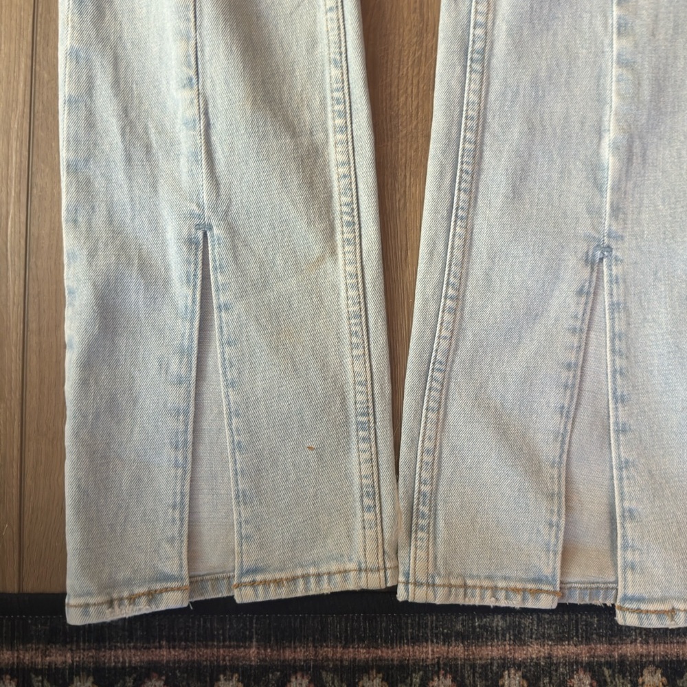 A&F Skinny High Rise Jeans - Picture 3 of 4
